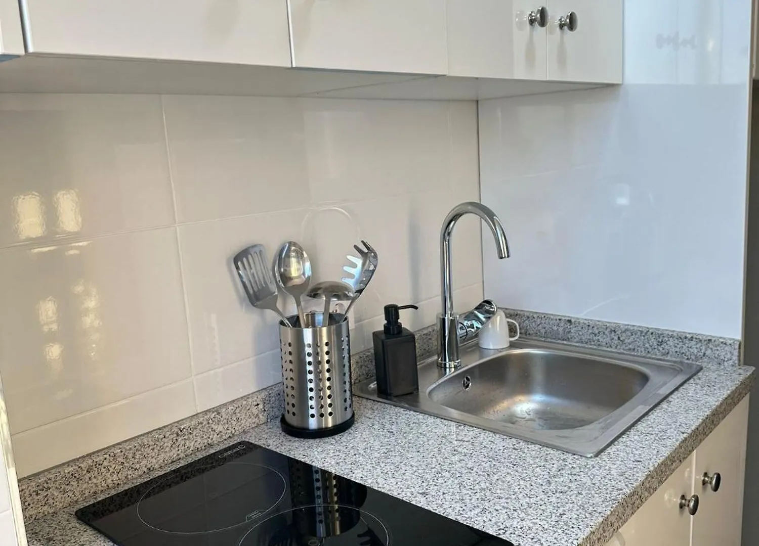 Estudio Ayni Benalmádena Apartment